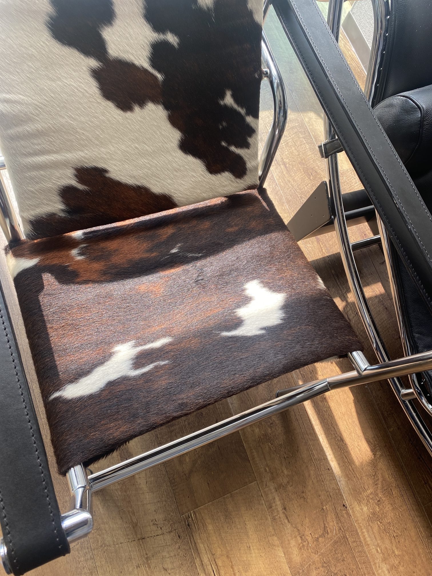 カッシーナ Cassina LC1 スリングチェア　コルビジェチェア　リペア後