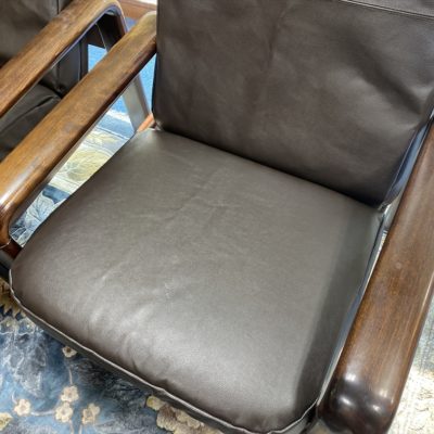 法人様応接室　ソファ肘部・テーブル剥離(後編)