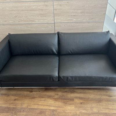 カッシーナ　コルビジュ張替え後