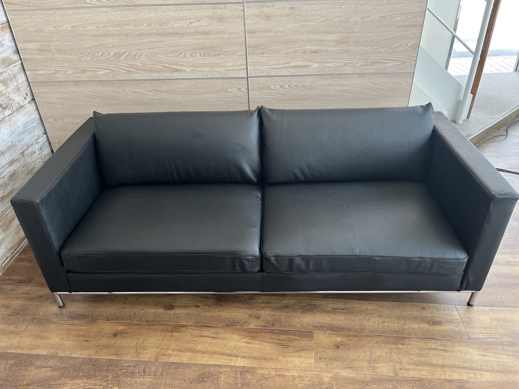 カッシーナ　コルビジュ張替え後