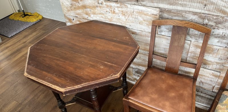 レトロカフェテーブル