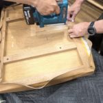 やっぱり【日本製】　カリモク　2人掛けソファ座面交換中